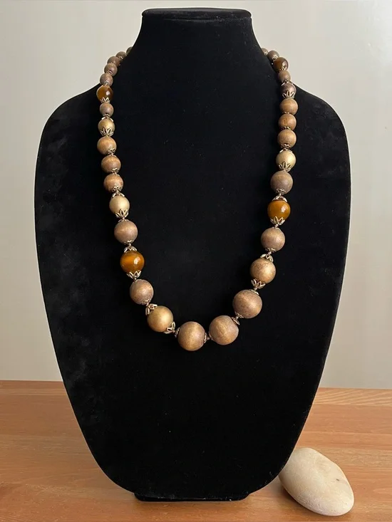 Liz Claiborne vintage costume jewelry necklace - women's jewelry - Picture 1 of 8